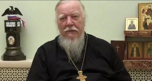 протоиерей Димитрий Смирнов в видеообращении, размещенном на его сайте, сердечно поблагодарил всех мусульман