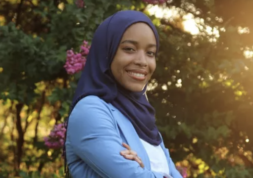 Мусульманка в хиджабе победила на выборах в США