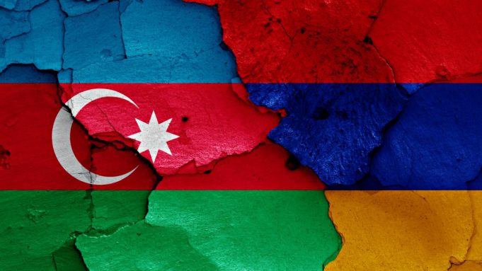 Азербайджан и Армения подписали заявление о перемирии